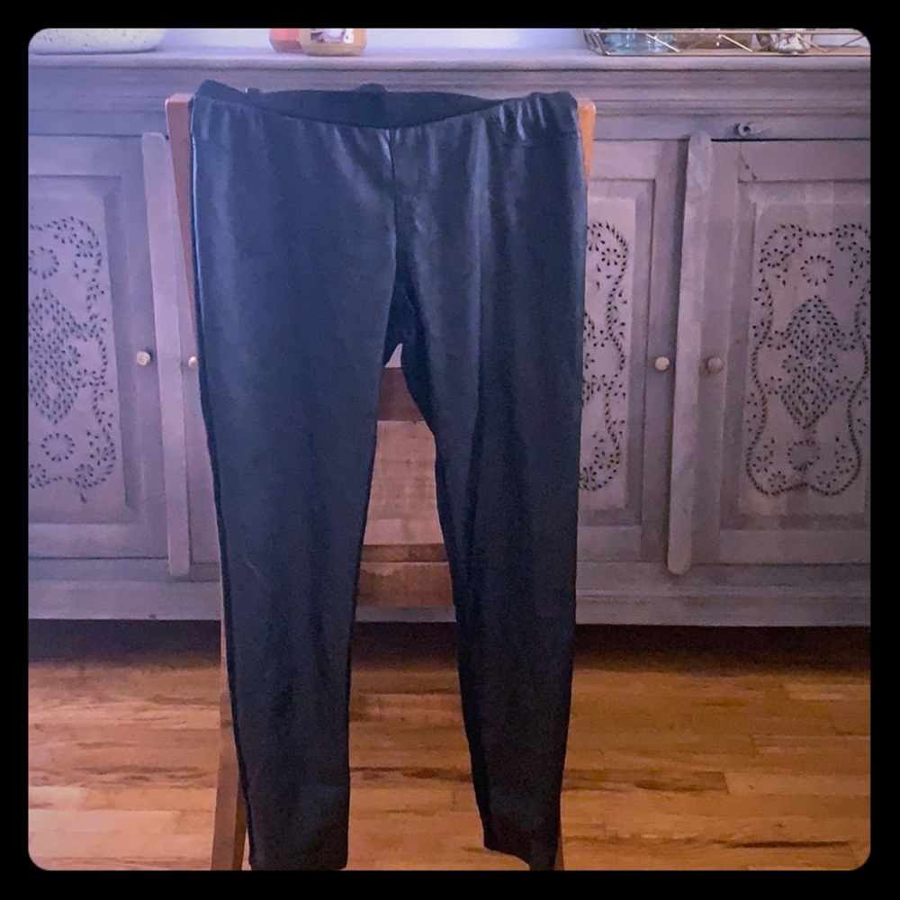 Faux leather leggings
